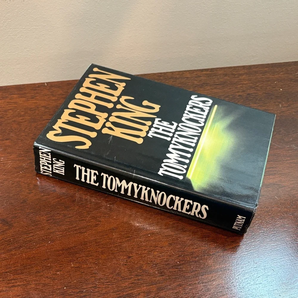 Stephen King add touch